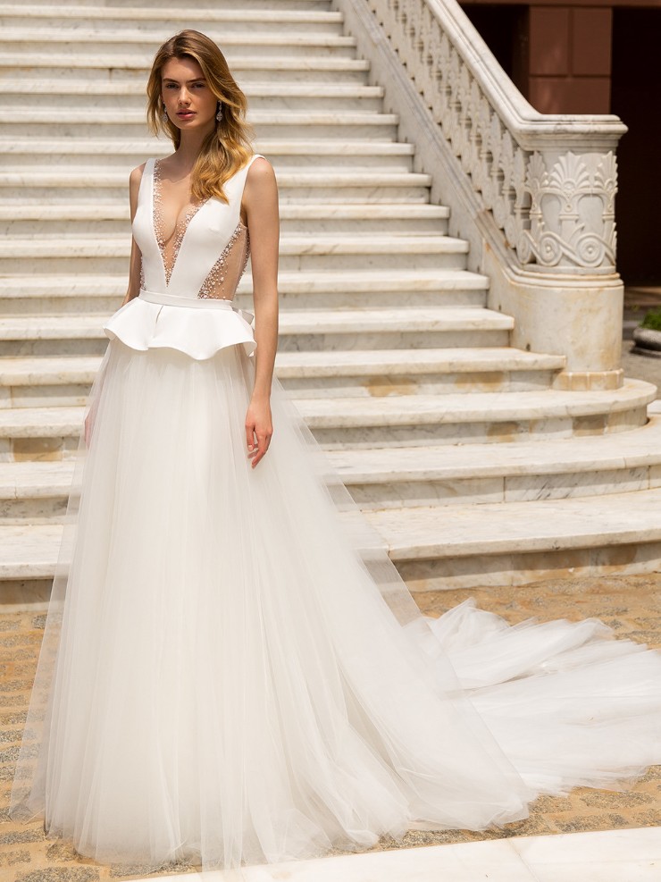 Enzoani Style #Renee Default Image