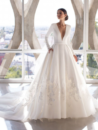 Pronovias Style #Brown #0 default Off White/Crystal thumbnail