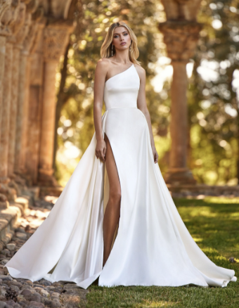 Pronovias Style #Nora #0 default thumbnail