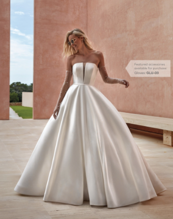 Pronovias Style #Ozen #0 default thumbnail