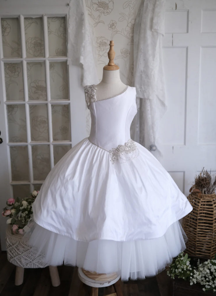Couture communion dresses store