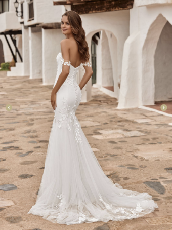 Love by Enzoani Style #Dixie #1 Ivory thumbnail