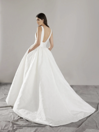 Pronovias Style #Filante #2 default Ivory thumbnail