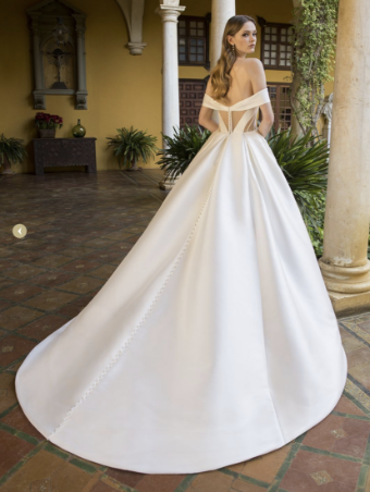 Blue by Enzoani Style #Pearson-Sample Sale #1 default Ivory/Nude thumbnail