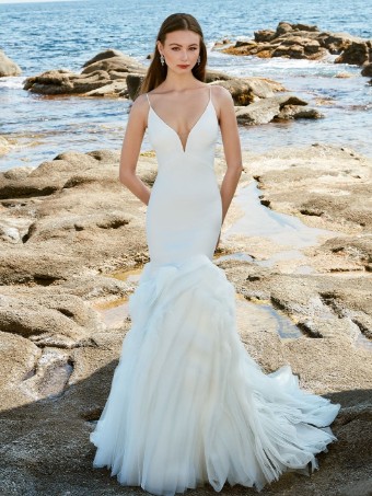 Love by Enzoani Style #Anne-Sample Sale #0 default Ivory thumbnail