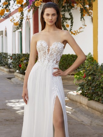 Love by Enzoani Style #Bethenny-Sample Sale #0 default Ivory/Nude thumbnail