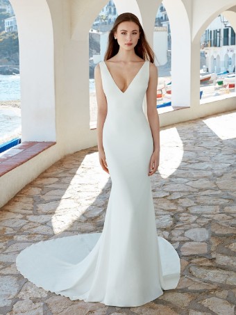 Love by Enzoani Style #Antonia - Sample Sale #0 default Ivory thumbnail