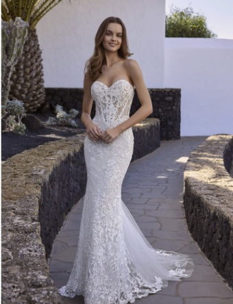 Love by Enzoani Style #Estrella #0 default Ivory thumbnail