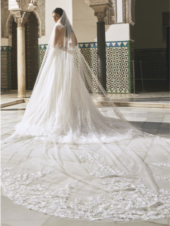 Pronovias Style #V-LA02 #0 default Off White thumbnail