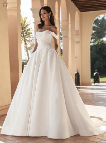 Blue by Enzoani Style #ULIENNE #0 default Ivory thumbnail