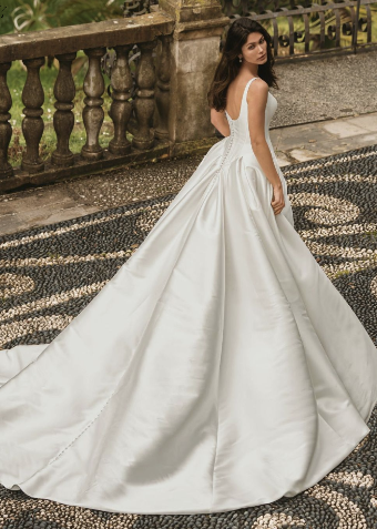 Enzoani Style #Wisteria #1 default Ivory thumbnail