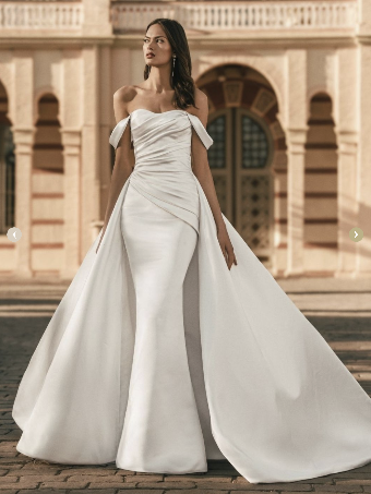 Blue by Enzoani Style #Uvessa #3 Ivory thumbnail